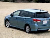 Japanese crossover Toyota Wish, its design, brief characteristics and features